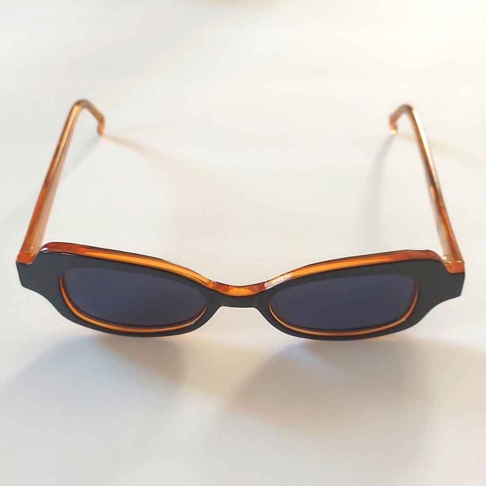 Anne et Valentin Corail NWOT Ladies Brown With Orange Trim Cat Eye Sunglasses